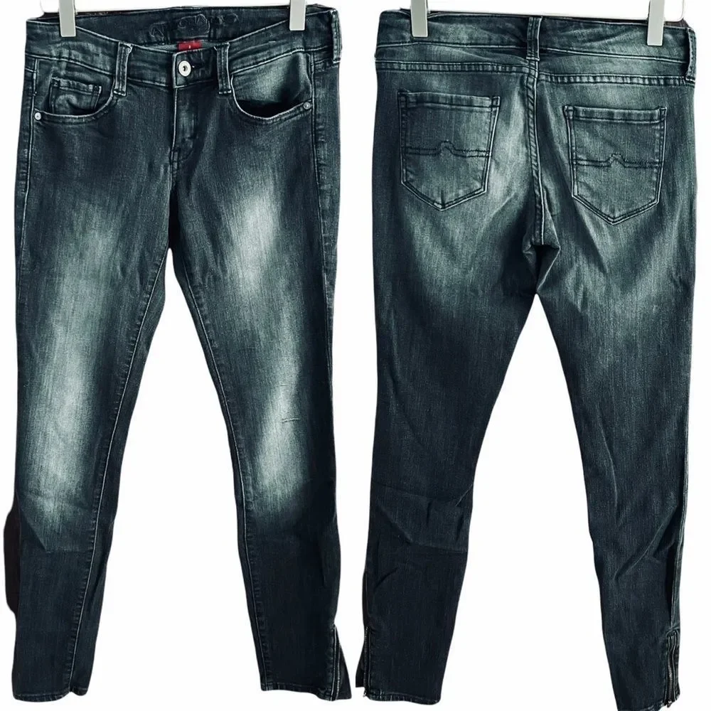 Arizona Black Distressed Skinny Jeans Zipper Hems‎